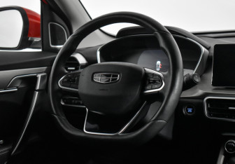 Подержанный автомобиль Geely Coolray 2023 года (21 фото)