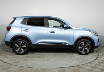 Подержанный автомобиль Chery Tiggo 4 Pro 2023 года (4 фото)