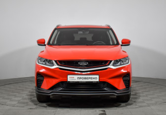 Подержанный автомобиль Geely Coolray 2023 года (2 фото)