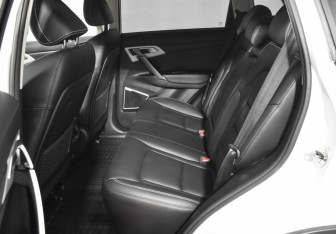 Подержанный автомобиль Geely Atlas 2020 года (11 фото)