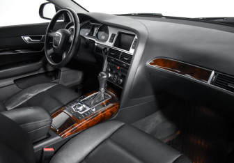 Подержанный автомобиль Audi A6 Sedan 2011 года (13 фото)