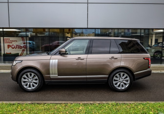 Подержанный автомобиль Land Rover Range Rover 2016 года (7 фото)
