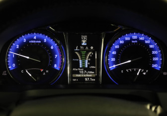 Подержанный автомобиль Toyota Camry Sedan 2017 года (11 фото)