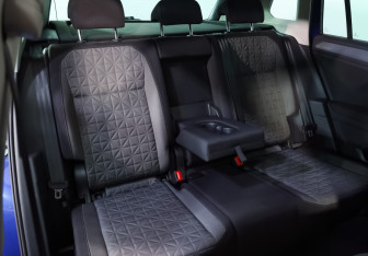 Подержанный автомобиль Volkswagen Tiguan 2021 года (20 фото)