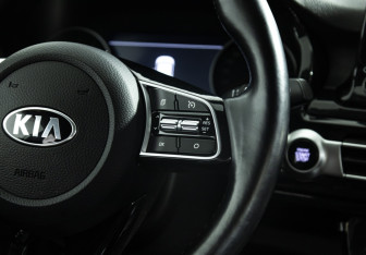 Подержанный автомобиль Kia Seltos 2021 года (24 фото)