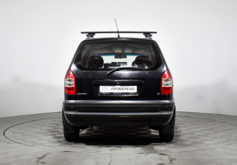 Подержанный автомобиль Opel Zafira Compactvan 2004 года (6 фото)