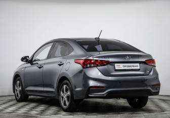 Подержанный автомобиль Hyundai Solaris Sedan 2019 года (7 фото)