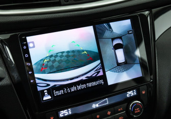 Подержанный автомобиль Nissan Qashqai 2018 года (15 фото)