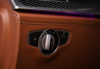 Подержанный автомобиль Mercedes-Benz AMG GT Liftback 2019 года (25 фото)