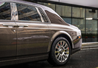 Подержанный автомобиль Rolls-Royce Phantom Sedan 2008 года (13 фото)