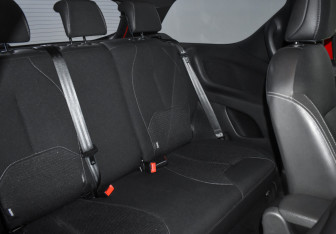 Подержанный автомобиль Citroen DS3 Hatchback 2013 года (14 фото)