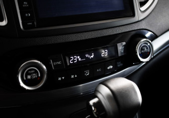 Подержанный автомобиль Honda CR-V 2016 года (18 фото)