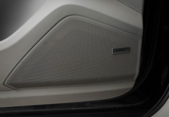 Подержанный автомобиль Porsche Cayenne 2019 года (25 фото)