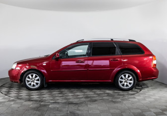 Подержанный автомобиль Chevrolet Lacetti Wagon 2012 года (8 фото)