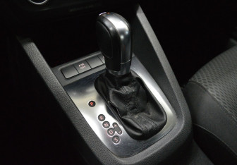 Подержанный автомобиль Volkswagen Jetta Sedan 2012 года (16 фото)