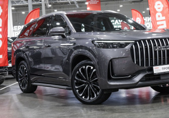 Подержанный автомобиль Jaecoo J8 2024 года (6 фото)