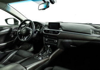 Подержанный автомобиль Mazda 6 Sedan 2015 года (9 фото)