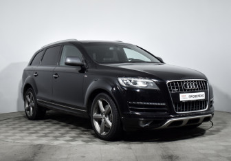 Подержанный автомобиль Audi Q7 2013 года (3 фото)
