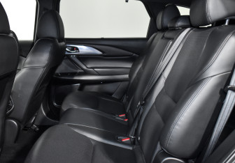 Подержанный автомобиль Mazda CX-9 2017 года (13 фото)
