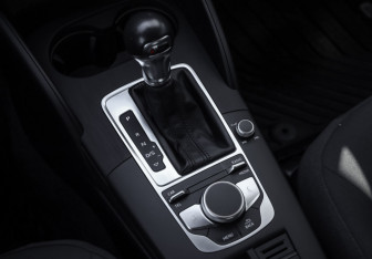 Подержанный автомобиль Audi A3 Sedan 2019 года (20 фото)