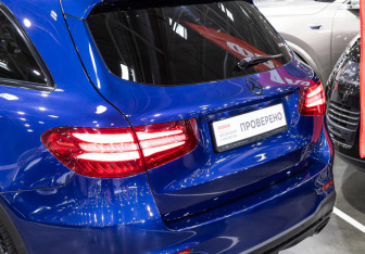 Подержанный автомобиль Mercedes-Benz GLC Coupe 2018 года (19 фото)