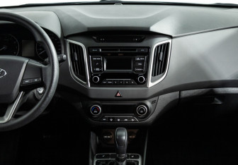 Подержанный автомобиль Hyundai Creta 2017 года (14 фото)