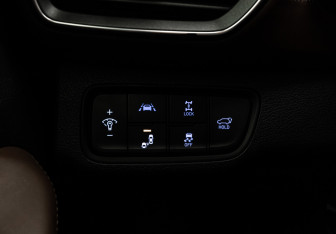 Подержанный автомобиль Hyundai Santa Fe 2018 года (22 фото)