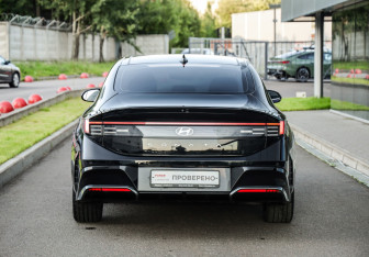 Подержанный автомобиль Hyundai Sonata 2024 года (7 фото)