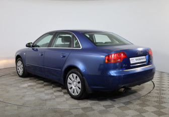Подержанный автомобиль Audi A4 Sedan 2006 года (7 фото)