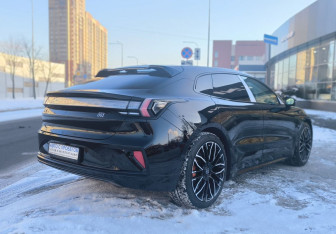 Новый Zeekr 001 2024 (4 фото)