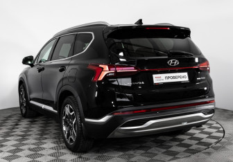 Подержанный автомобиль Hyundai Santa Fe 2021 года (8 фото)
