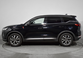 Подержанный автомобиль Chery Tiggo 7 Pro Max 2023 года (8 фото)