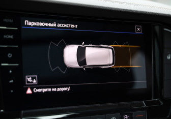 Подержанный автомобиль Volkswagen Touareg 2018 года (20 фото)