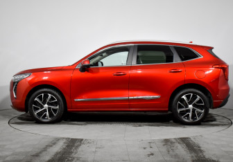 Подержанный автомобиль Haval Jolion 2021 года (8 фото)