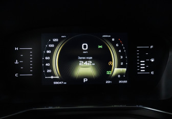 Подержанный автомобиль Geely Atlas Pro 2023 года (12 фото)