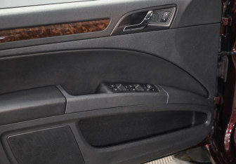 Подержанный автомобиль Skoda Superb Liftback 2014 года (18 фото)