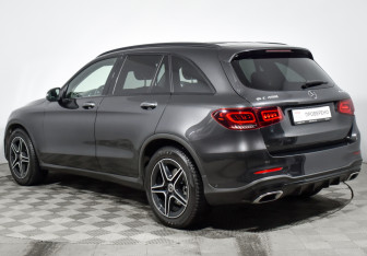 Подержанный автомобиль Mercedes-Benz GLC Coupe 2020 года (7 фото)