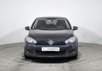 Подержанный автомобиль Volkswagen Golf Hatchback 2012 года (2 фото)