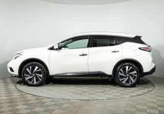 Подержанный автомобиль Nissan Murano Suv 2019 года (8 фото)