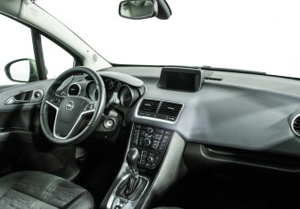 Подержанный автомобиль Opel Meriva 2012 года (9 фото)
