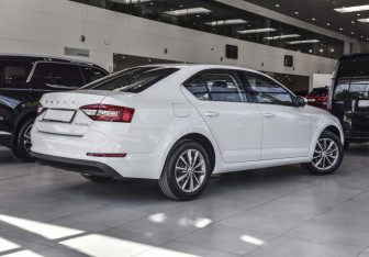 Новый Skoda Octavia Liftback 2025 (6 фото)