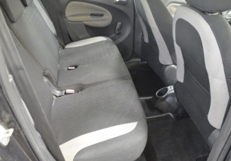Подержанный автомобиль Citroen C3 Picasso 2010 года (12 фото)