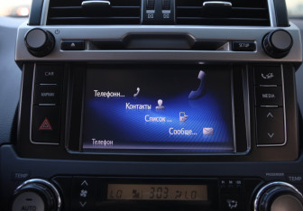 Подержанный автомобиль Toyota Land Cruiser Prado 2014 года (15 фото)