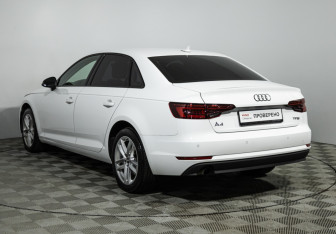 Подержанный автомобиль Audi A4 Sedan 2018 года (7 фото)