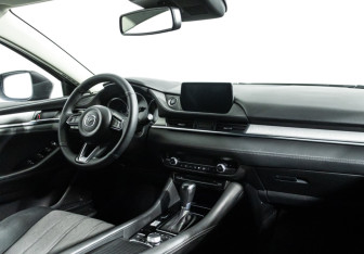 Подержанный автомобиль Mazda 6 Sedan 2019 года (9 фото)
