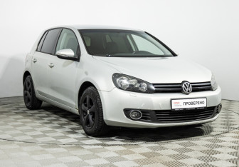 Подержанный автомобиль Volkswagen Golf Hatchback 2010 года (3 фото)