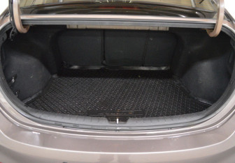 Подержанный автомобиль Hyundai Solaris Sedan 2019 года (16 фото)