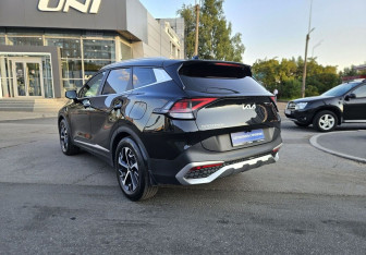 Подержанный автомобиль Kia Sportage 2023 года (6 фото)