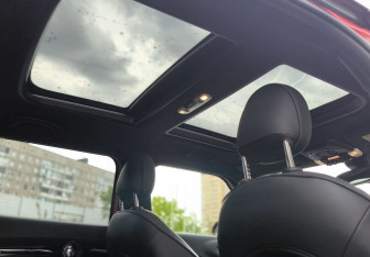 Подержанный автомобиль MINI Clubman Wagon 2022 года (16 фото)