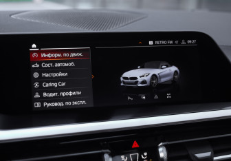Подержанный автомобиль BMW Z4 Roadster 2020 года (24 фото)